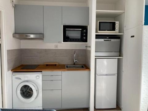Apartament Escapade Au Port Hyères Zewnętrze zdjęcie